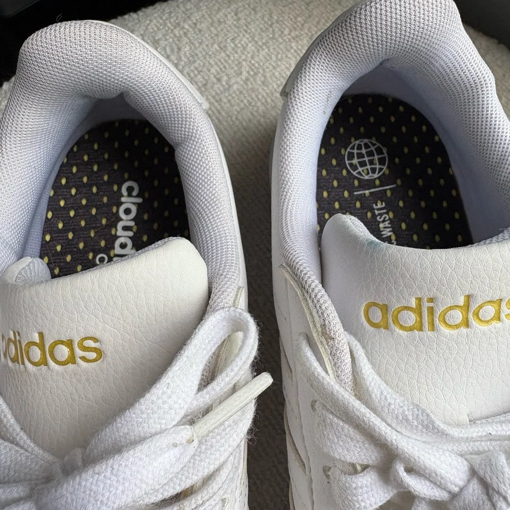 Adidas grand court 2.0 white sneakers size 6